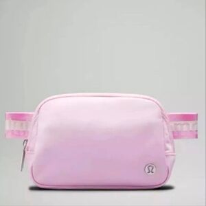 Lululemon Everywhere Crossbody Belt Bag 1L Wordmark - Pink and White (HTF+S/O)